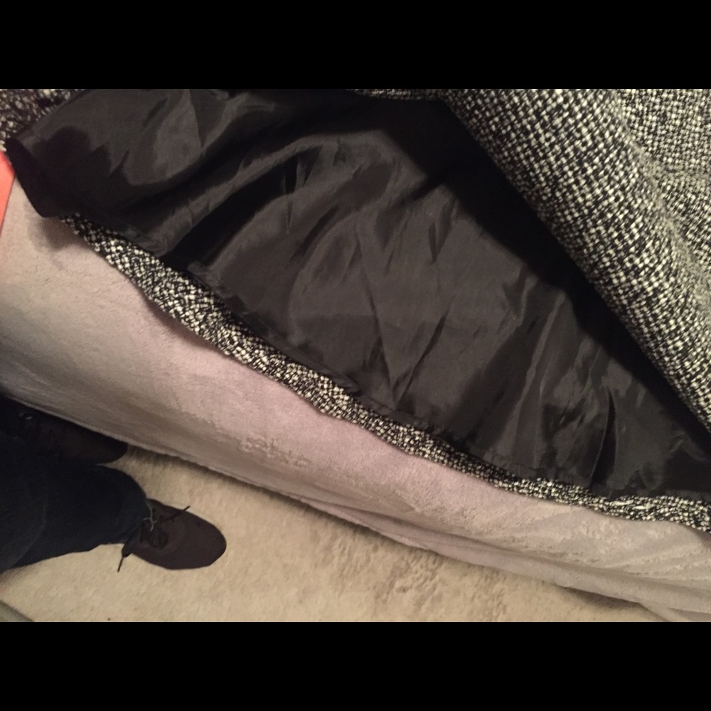 Skirt - Picture 3 of 5